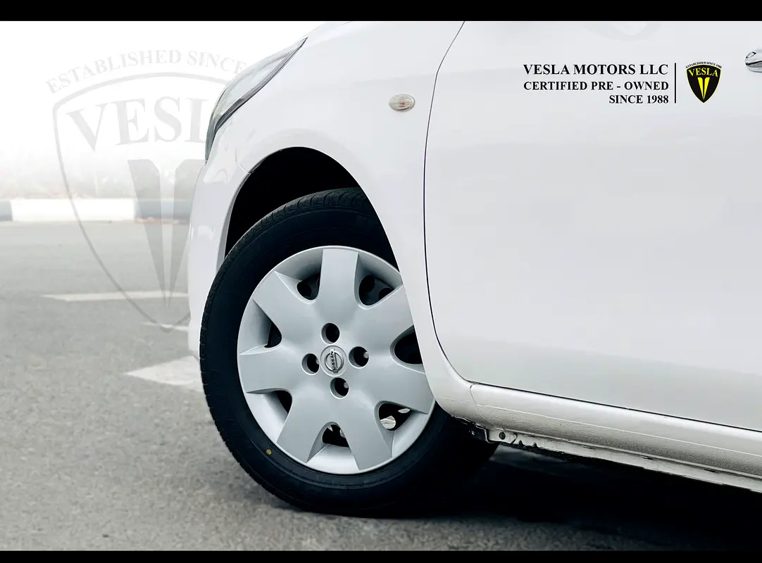 Nissan Sunny 2023