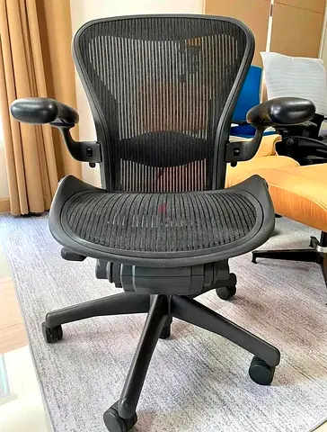 Herman miller Aeron size B