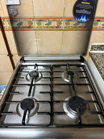 4 Burner Free Standing Gas Cooker (Clikon)