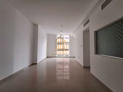 2BR APARTMENT WALK TO PARK HIGH DEMAND AREA!!