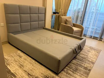 Thick padded king hydraulic storage bed
