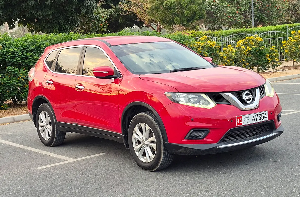Nissan X-Trail 2017 — photo 1 of 15