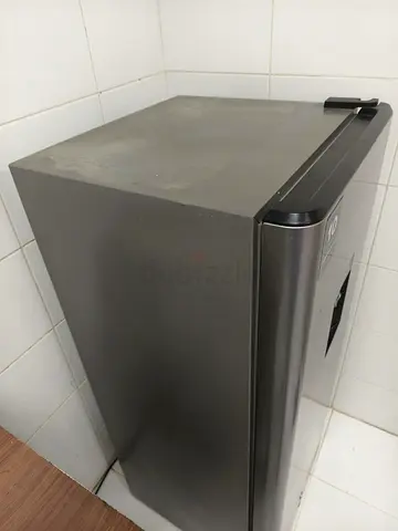ثلاجة