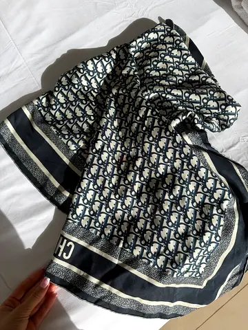 Silk navy patterned womens scarf (pre-owned)