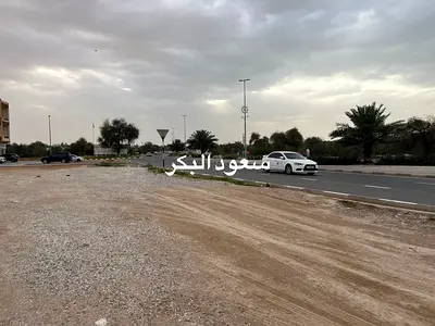 أرض تجارية على الطريق الرئيسي للإيجار في الخران رأس الخيمة
