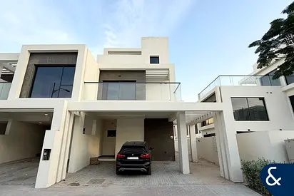 5 Bed (inc Games Room) | Corner Unit | New