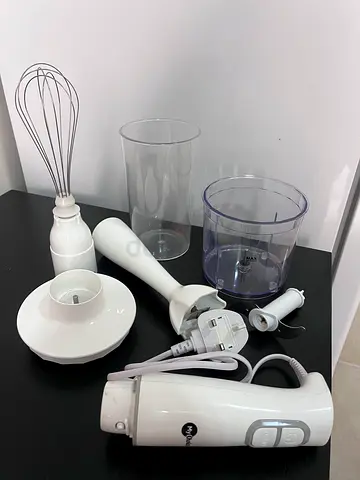 My hand blender set with chopper, whisk and beaker - works well