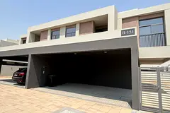 Ready To Move | 5 BHK | Steps From Lagoon