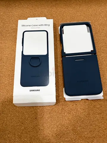 Silicone Case with Ring for Samsung Z Flip5 - Blue