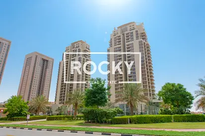 Stunning Extra LArge 1BR wwith Spectacular Amenities in DSO
