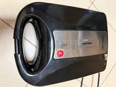 Nikai large grill toaster used شواية محمصة توتستر نيكاي