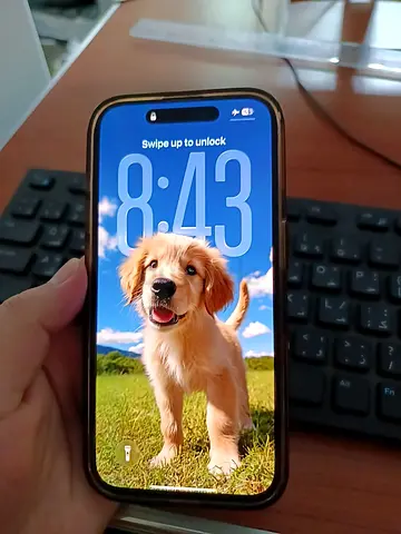 iphone 15 pro black extremely light used