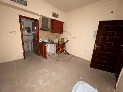 🌟 Convenient Unfurnished Studio | Ground Floor | 435 Sqft | Easy Access Living in Muwailah – Sharjah 🏡✨🚪