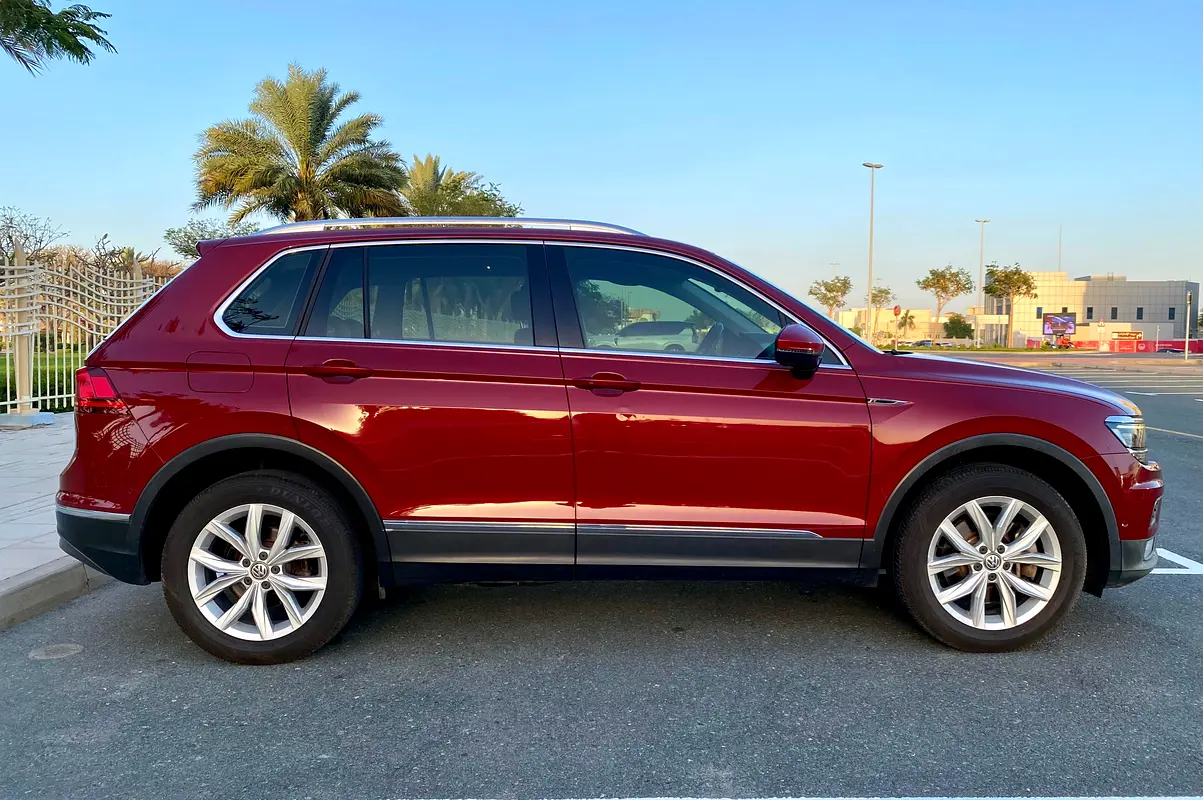 Volkswagen Tiguan 2017 — photo 1 of 20