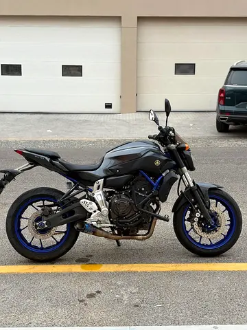 Yamaha MT07 2015