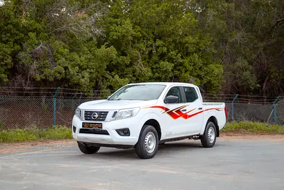 Navara | Double Cabin SE 4X2 | Manual | GCC Specs | Ref#N73209