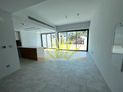 3br | Single Row | Close to Play area n Pool