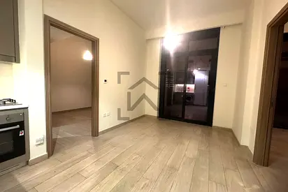 Ready to Move-in | Premium Amenities | Corner Unit