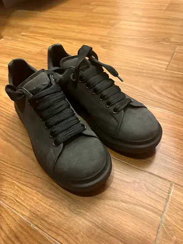 New Authentic ALEXANDER MCQUEEN Gray Suede Oversized Low Top Sneakers shoes size 39