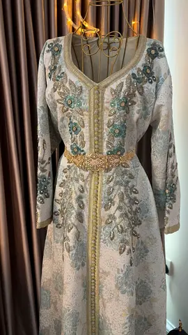 Embroidered womens kaftan with matching decorative belt