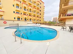 SPACIOUS LUXURY LIVING 1 BEDROOM WITH 2 BATHROOMS GYM POOL PARKING FREE ON PRIME LOCATION CONTACT US