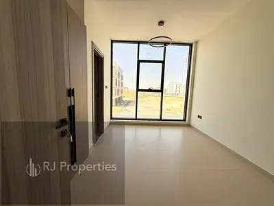 Brand new building - 2 BR apartment - 1 month free - Balcony - spacious - bright - coverd parking