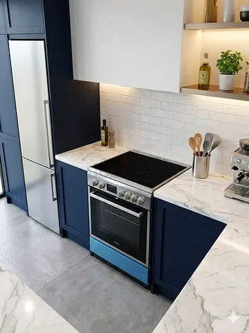 Whirlpool full electric ceramic 4 hobs stove oven fan cooking range by vbn