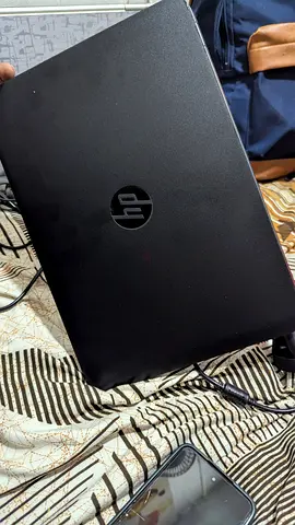 Hp laptop core i7 8gb/320gb