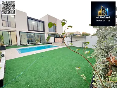 فيلا 4 غرف ماستر إطلالة على الجولف والبحيرة، مسبح وحديقة خاص، تشطيبات واسعة وفاخرة