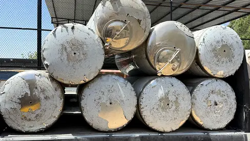 1000 kg storage tanks Ready stock
