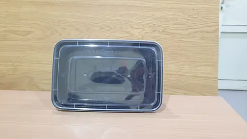 Microwave-safe meal prep container with lid