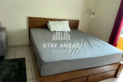 Well Furnished Studio Apartment | Building Med 67 | Vacant