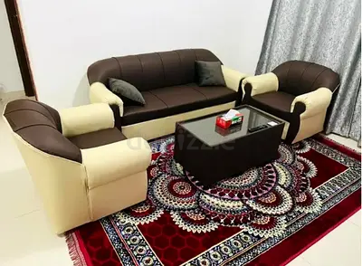 Modern Sofa Set – كنب عصري جديد