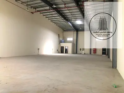 مستودعات 5400 قدم للإيجار في أم القيوين بكهرباء 50 كيلووات