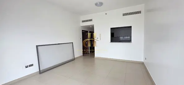 Prime location | Hotel Five view | Huge discount