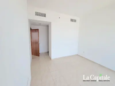 NEAR METRO | COMMUNITY VIEW | READY TO MOVE