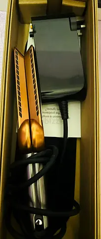 Dyson Airstrait dryer and straightener