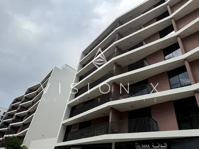 Modern Layout | Peaceful & Secure Community