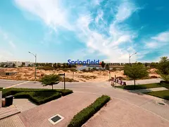 Upgraded | Furnished | Park Facing