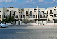 Modern Finishes 4 Bedroom Villa Multiple Balconies