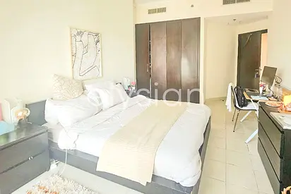 Spacious Layout | Tenanted | Mid Floor