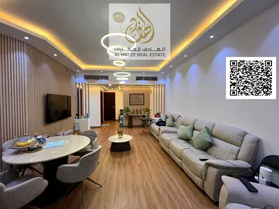 شقة للإيجار السنوي في عجمان – أبراج الأورينت (الراشدية) | غرفتين وصالة مع روف وإطلالة مفتوحة  فرصة فريدة للسكن في واحدة من أرقى الأبراج في منطقة الراش