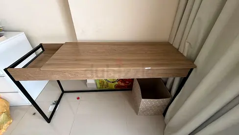 Oak-finish Study/Computer Table with Black Metal Frame -Rare used