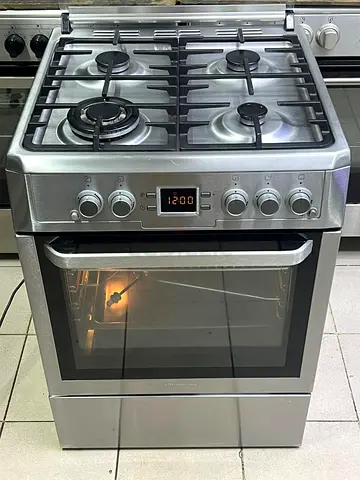 4-burner stainless steel gas cooker with oven — Bloomberg