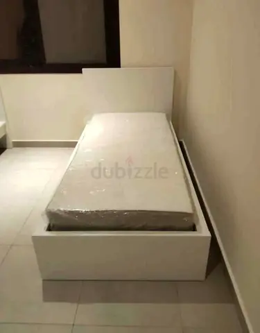 Ikea malam single bed (90*200)with an IKEA mattress ✨