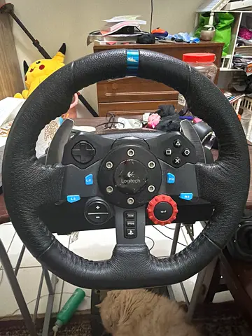My Logitech g29 racing wheel — used, good condition