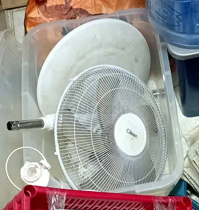 Clikon Pedestal Fan - disassembled (parts included)