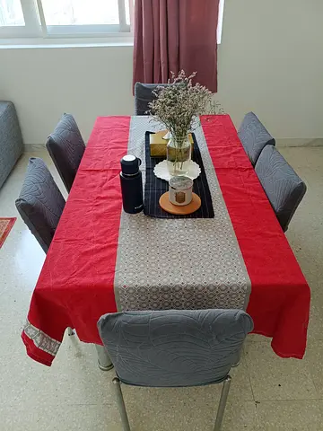 6 seater Dining Table