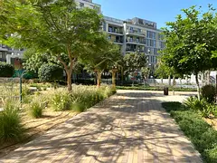 Furnished |Family Friendly | Park view