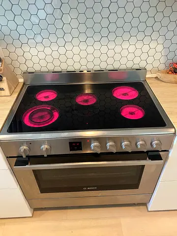 Bosch Brand 5hubs digital electric ceramic cooker 90x60 cm